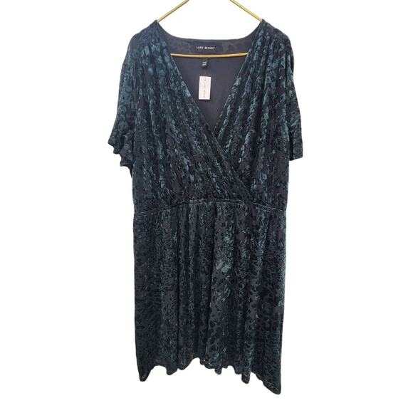 New NWT Lane Bryant Crushed Velvet Animal Print Emerald Green Dress Size 22 24 - Picture 2 of 8